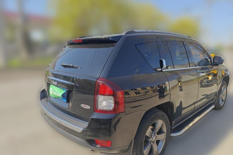 Used Jeep Compass 2014 Revised Version 2.4L Four-Wheel Drive Comfort Edition Rear Right 45 Deg