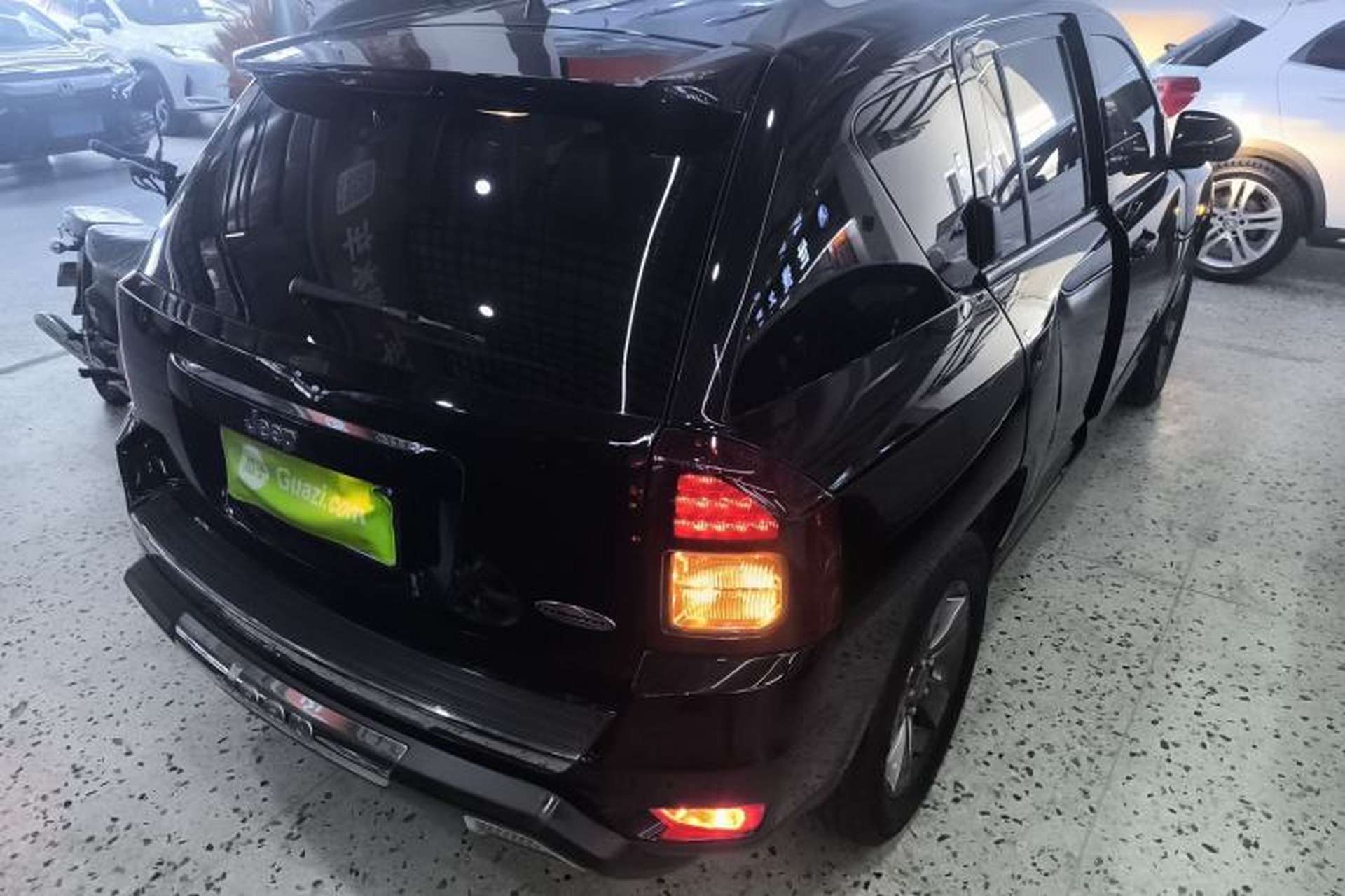 Used Jeep Compass 2014 Revised Version 2.4L Four-Wheel Drive Comfort Edition Rear Right 45 Deg