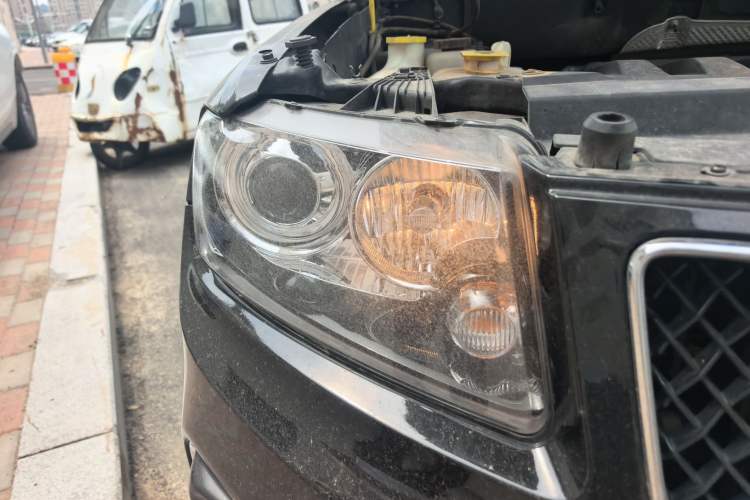 Used Jeep Compass 2014 Revised Version 2.4L Four-Wheel Drive Comfort Edition Right Front Headlight