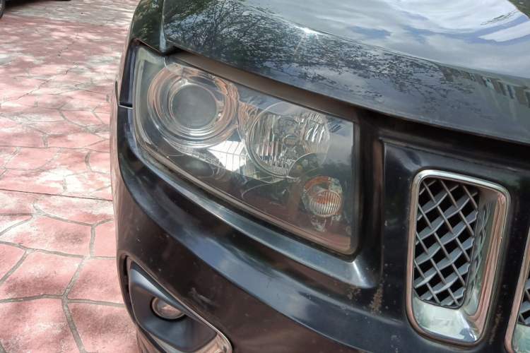 Used Jeep Compass 2014 Revised Version 2.0L Two-Wheel Drive Elite Edition Right Front Headlight