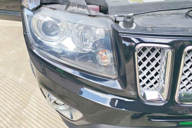 Used Jeep Compass 2014 Revised Version 2.0L Two-Wheel Drive Elite Edition Right Front Headlight