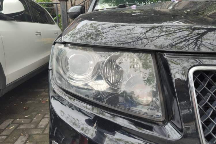 Used Jeep Compass 2014 Revised Version 2.4L Four-Wheel Drive Comfort Edition Right Front Headlight