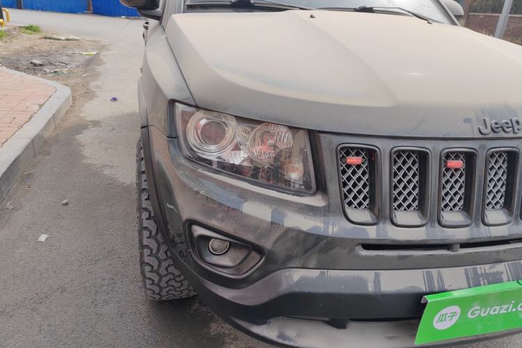 Used Jeep Compass 2014 2.4L Four-Wheel Drive Serpentine Collection Edition Right Front Headlight
