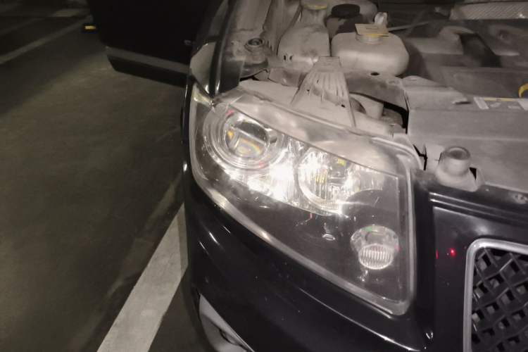 Used Jeep Compass 2014 Revised Version 2.4L Four-Wheel Drive Comfort Edition Right Front Headlight