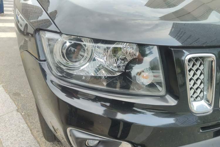 Used Jeep Compass 2014 Revised Version 2.0L Two-Wheel Drive Elite Edition Right Front Headlight