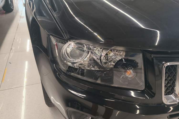 Used Jeep Compass  Right Front Headlight