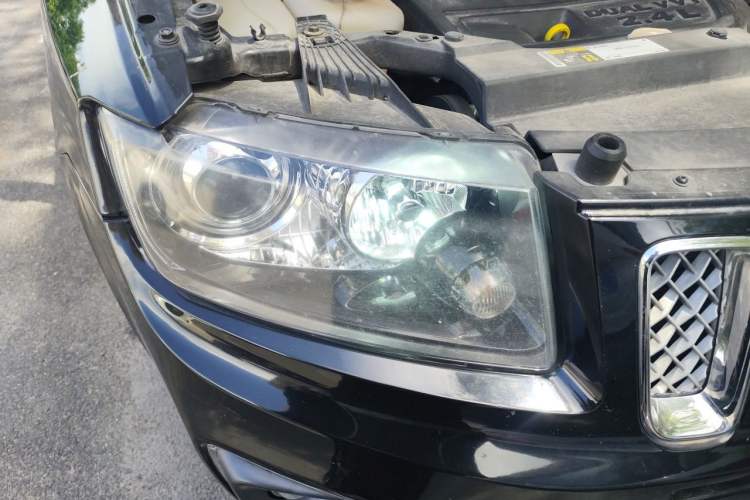 Used Jeep Compass 2014 Revised Version 2.4L Four-Wheel Drive Luxury Edition Right Front Headlight