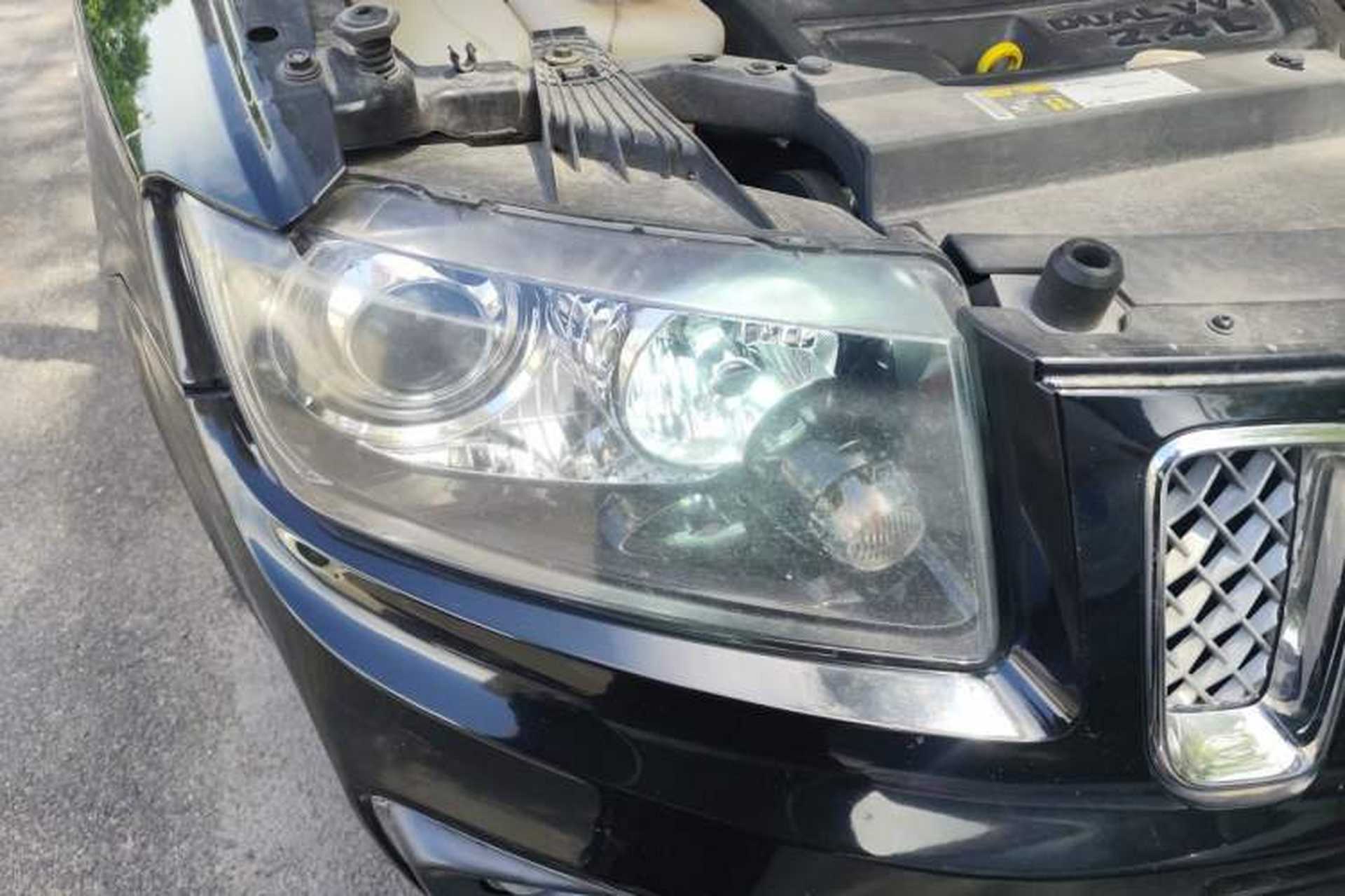 Used Jeep Compass 2014 Revised Version 2.4L Four-Wheel Drive Luxury Edition Right Front Headlight