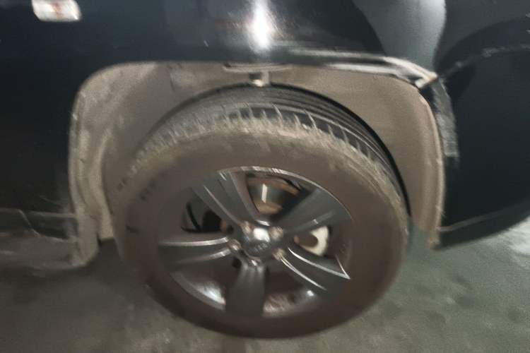 Used Jeep Compass 2014 Revised Version 2.4L Four-Wheel Drive Comfort Edition Right Front Wheel Hub