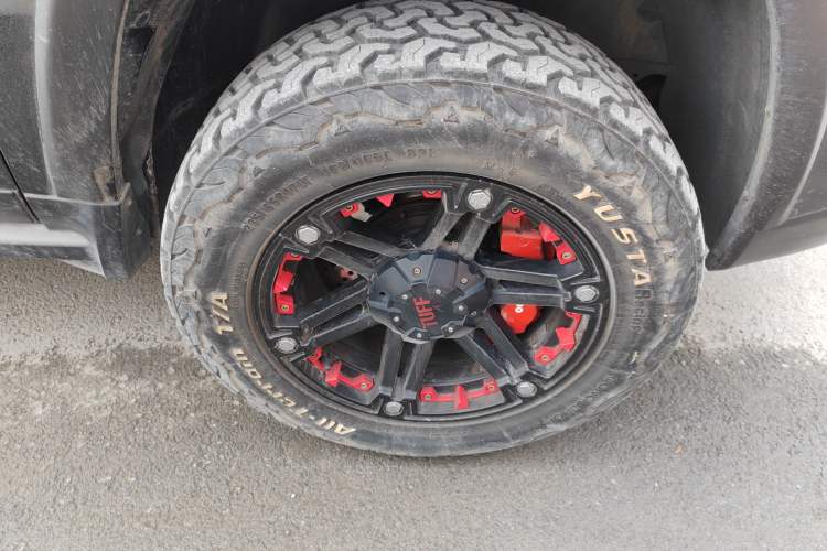 Used Jeep Compass 2014 2.4L Four-Wheel Drive Serpentine Collection Edition Right Front Wheel Hub
