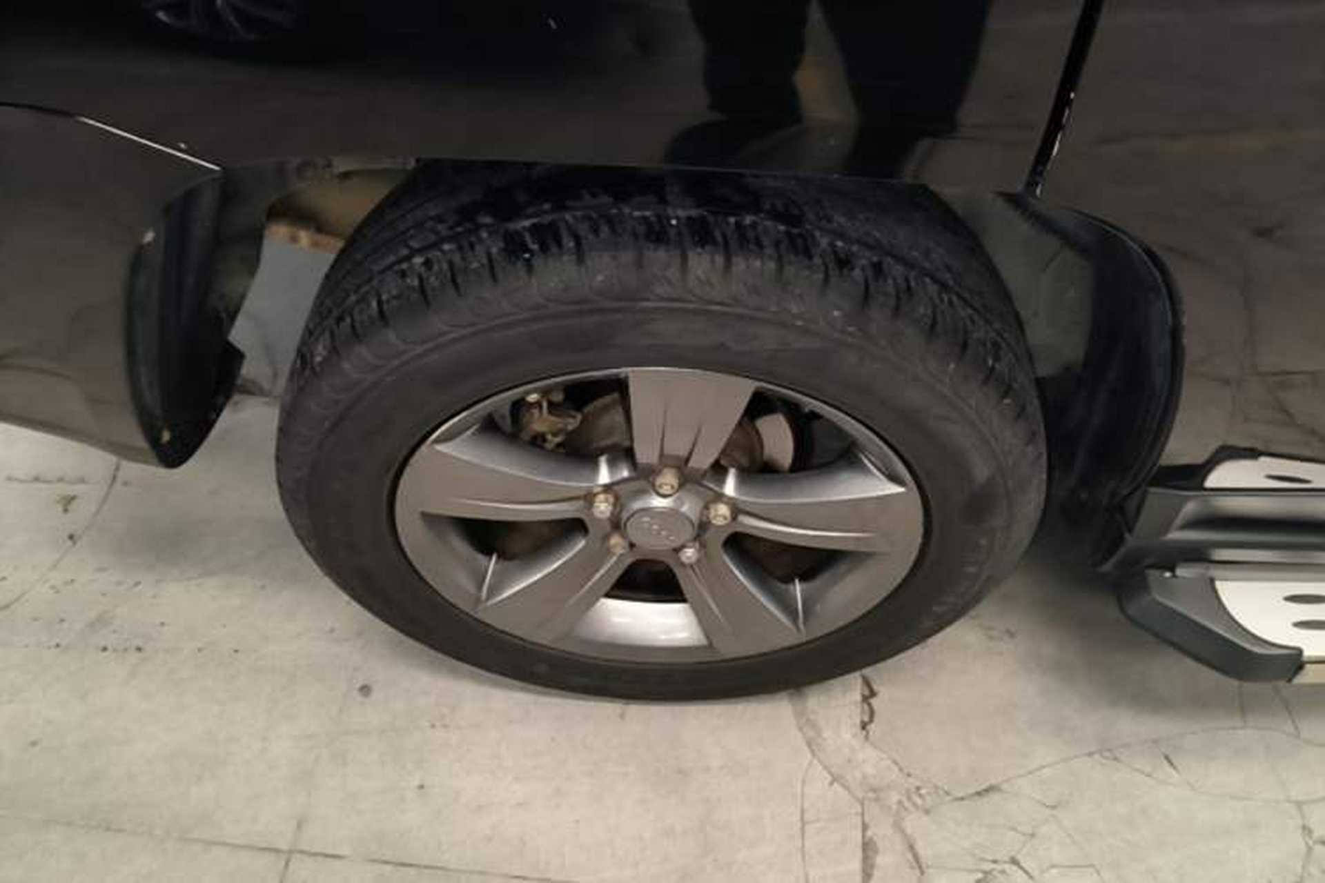 Used Jeep Compass 2014 Revised Version 2.4L Four-Wheel Drive Comfort Edition Right Rear Wheel Hub