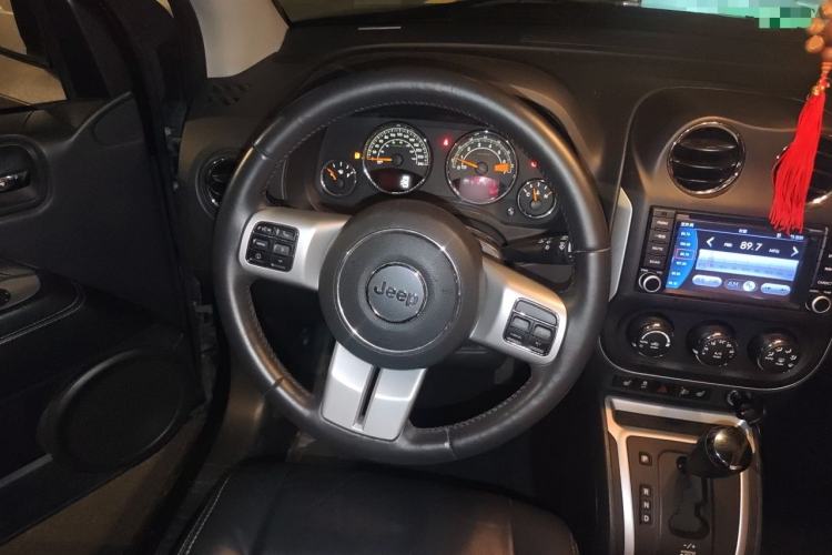 Used Jeep Compass 2014 Revised Version 2.0L Two-Wheel Drive Elite Edition Steering Wheel