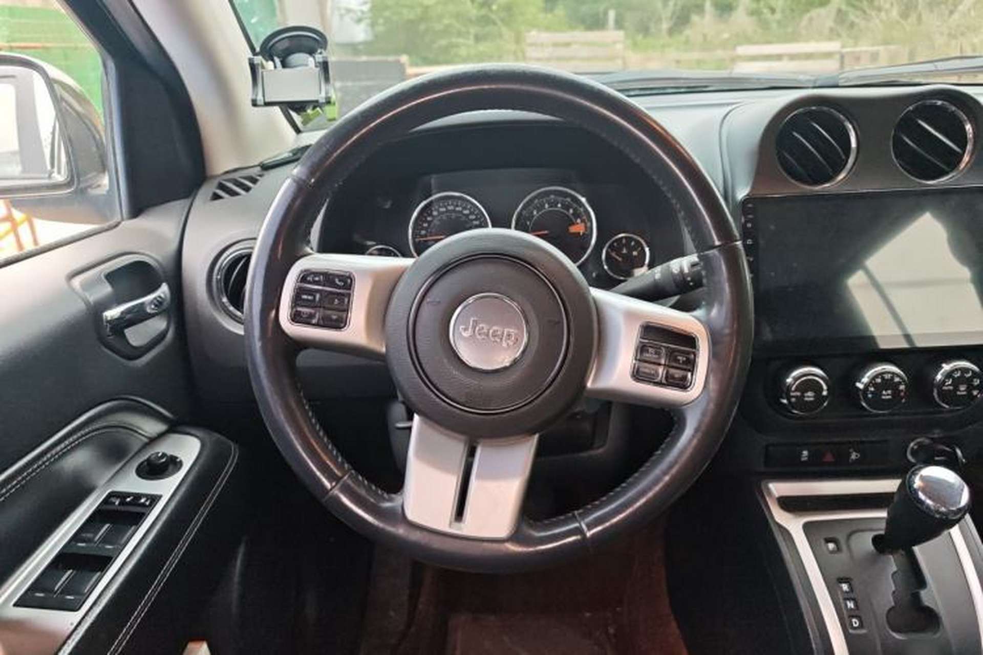 Used Jeep Compass 2014 Revised Version 2.4L Four-Wheel Drive Comfort Edition Steering Wheel