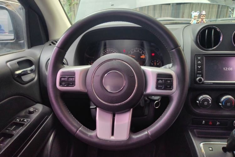 Used Jeep Compass 2014 Revised Version 2.0L Two-Wheel Drive Entry-Level Edition Steering Wheel