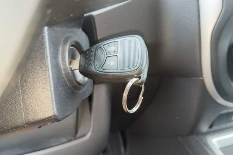 Used Jeep Compass 2014 Revised Version 2.4L Four-Wheel Drive Comfort Edition Vehicle Key