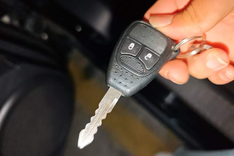 Used Jeep Compass 2014 2.0L two-wheel drive sport version Vehicle Key