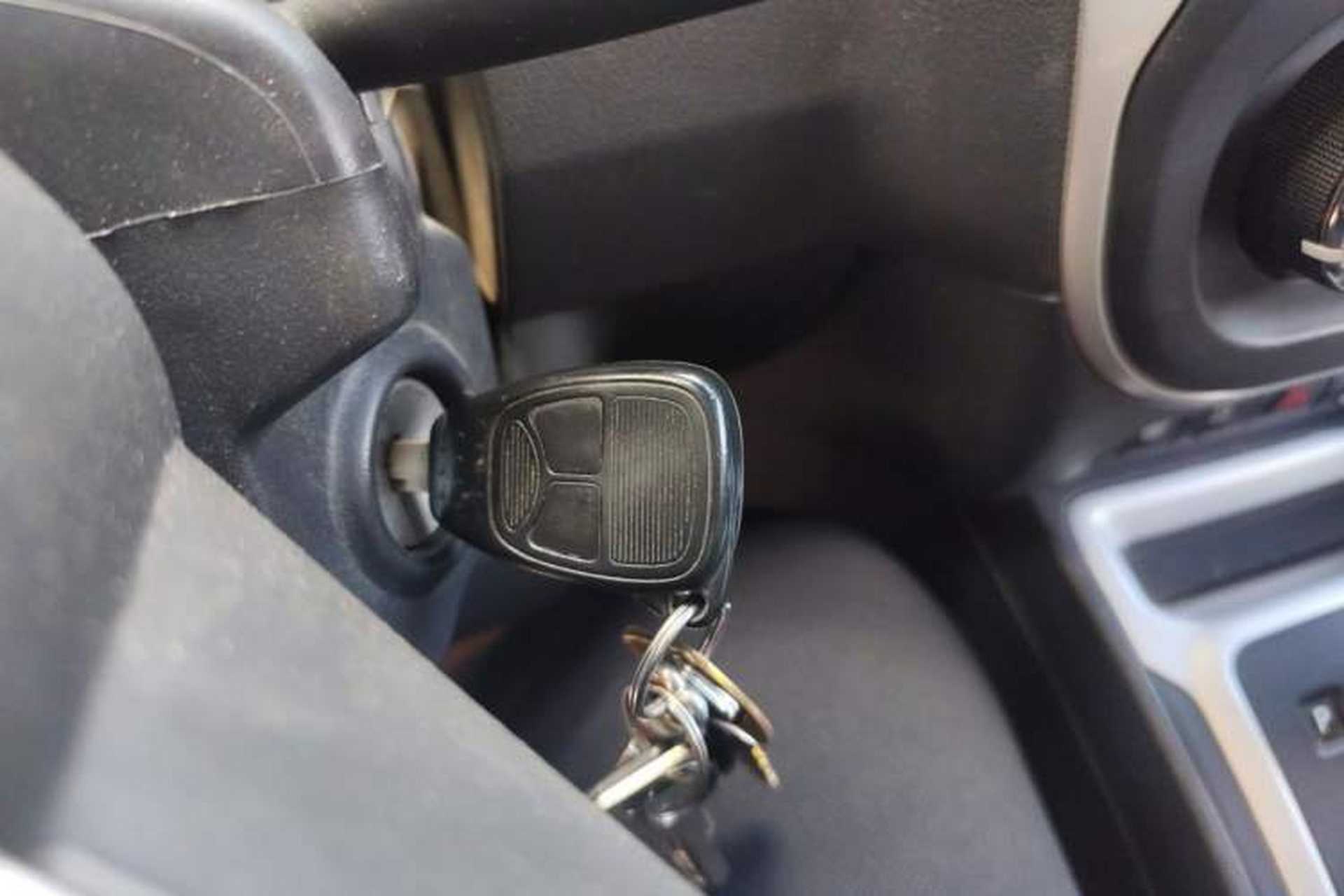 Used Jeep Compass 2014 Revised Version 2.4L Four-Wheel Drive Luxury Edition Vehicle Key