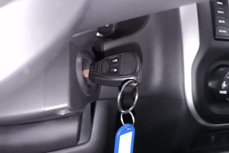 Used Jeep Compass 2014 Revised Version 2.4L Four-Wheel Drive Comfort Edition Vehicle Key
