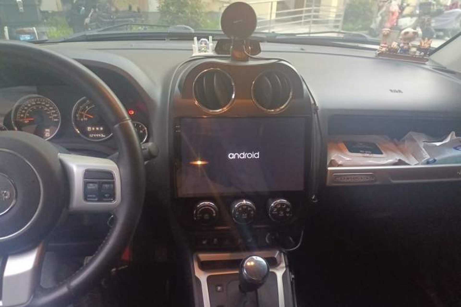 Used Jeep Compass 2014 Revised Version 2.0L Two-Wheel Drive Elite Edition Audio And AC Panel
