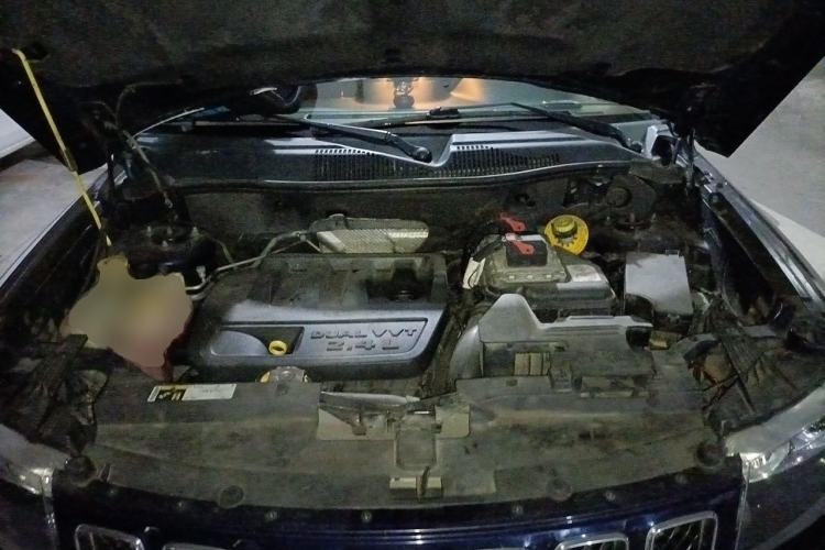 Used Jeep Compass 2014 Revised Version 2.4L Four-Wheel Drive Comfort Edition Engine Bay