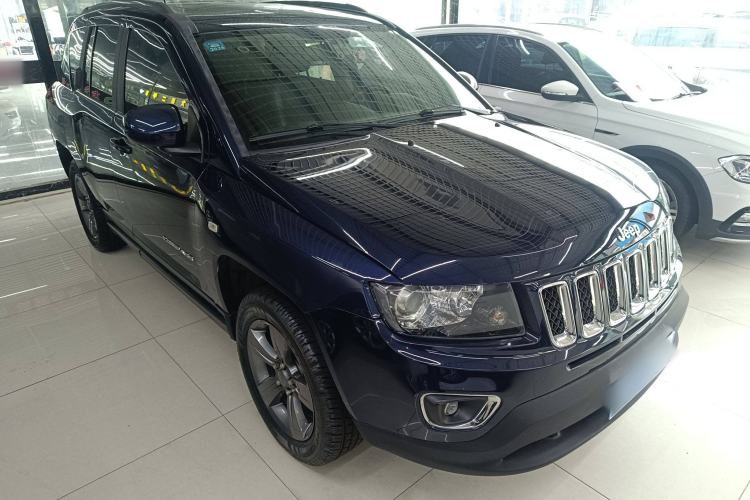Used Jeep Compass 2014 Revised Version 2.4L Four-Wheel Drive Comfort Edition Exterior 2