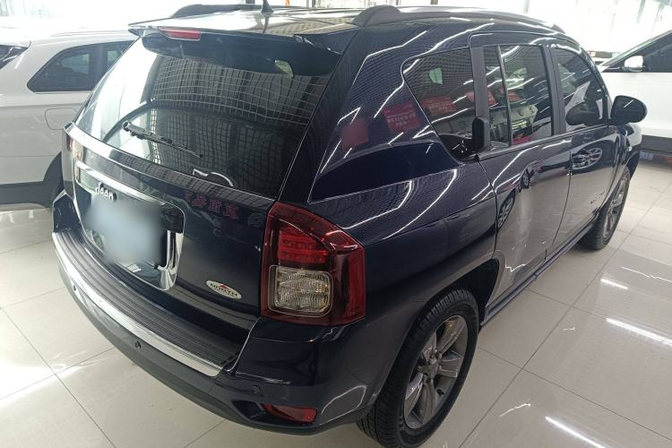Used Jeep Compass 2014 Revised Version 2.4L Four-Wheel Drive Comfort Edition Exterior 4