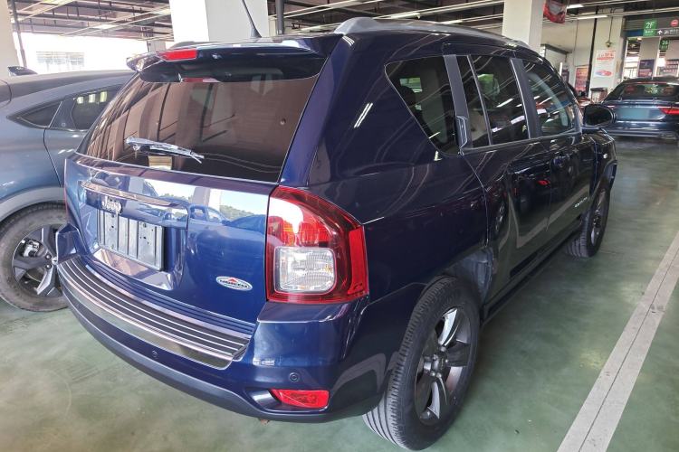 Used Jeep Compass 2014 Revised Version 2.4L Four-Wheel Drive Comfort Edition Exterior 5