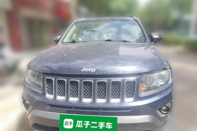 Used Jeep Compass 2014 2.4L four-wheel drive sport version Front