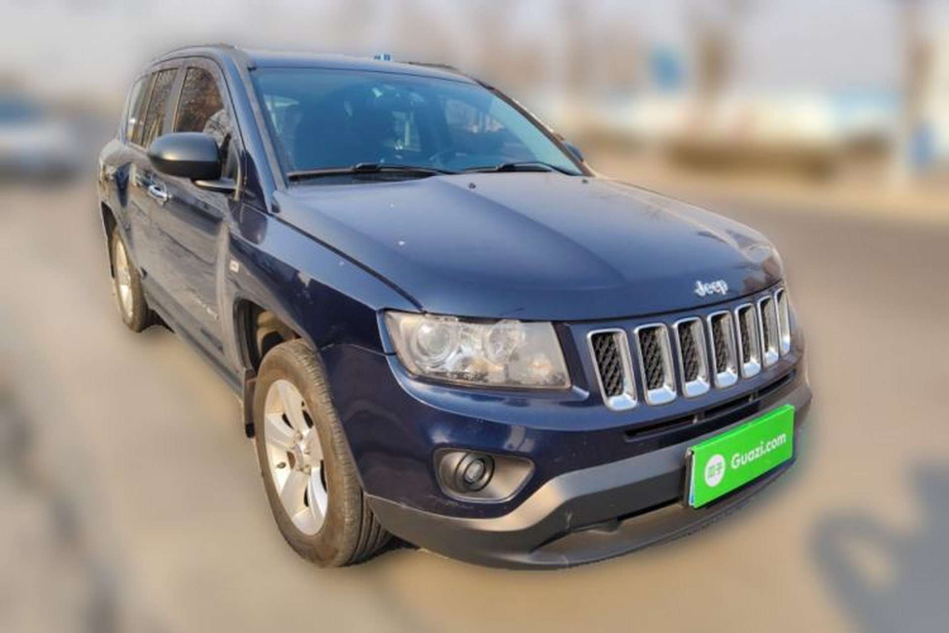 Used Jeep Compass 2014 2.4L four-wheel drive sport version Front Right 45 Deg