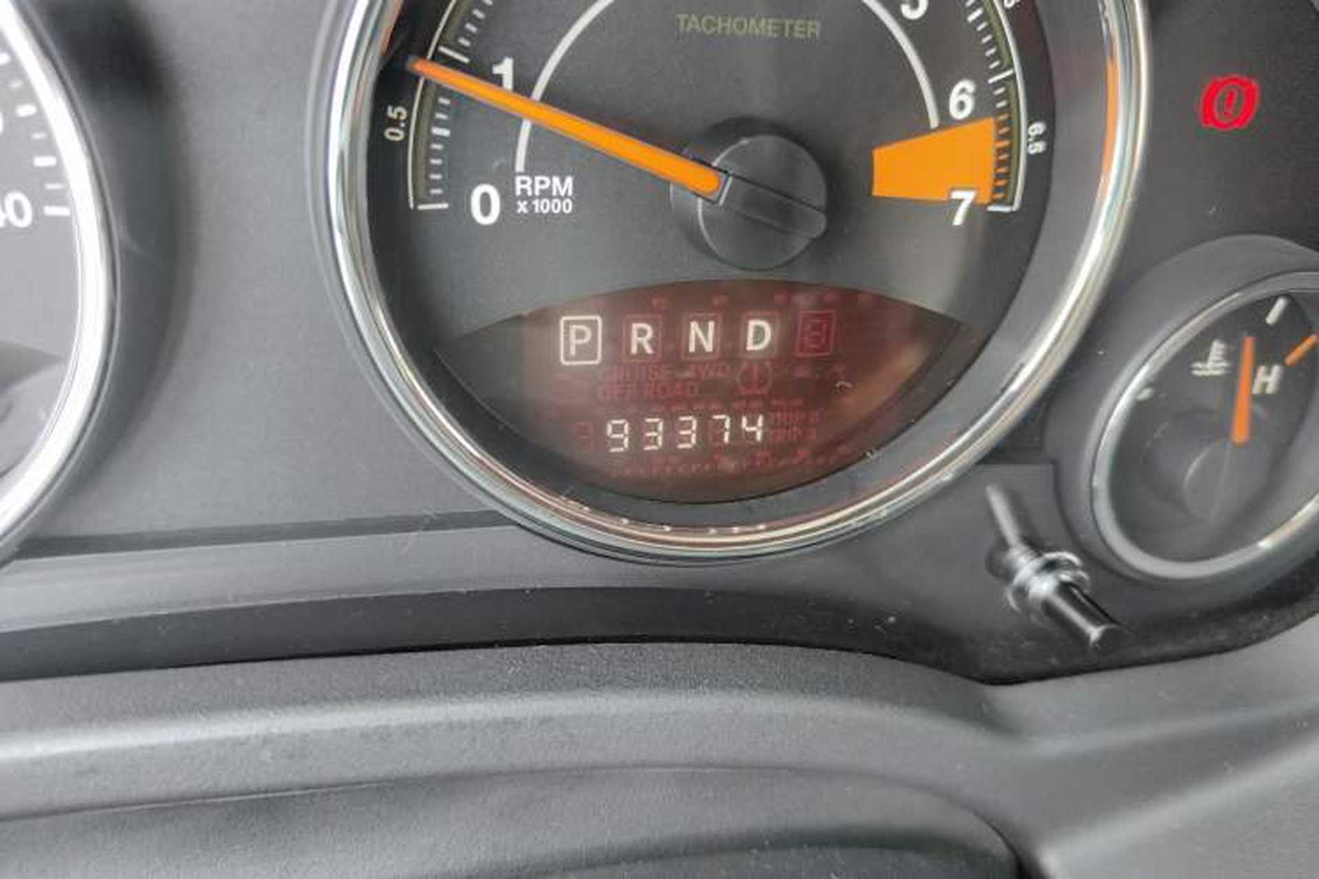 Used Jeep Compass 2014 Revised Version 2.4L Four-Wheel Drive Comfort Edition Odometer Close Up