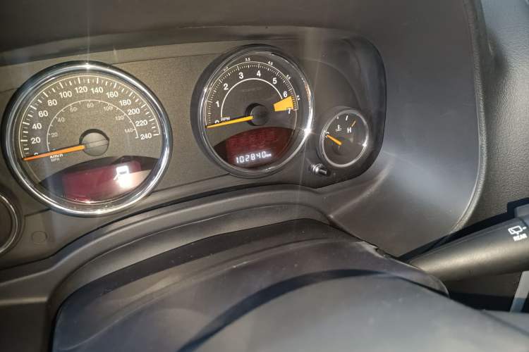 Used Jeep Compass 2014 Revised Version 2.4L Four-Wheel Drive Comfort Edition Odometer Close Up
