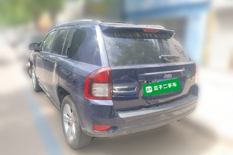 Used Jeep Compass 2014 2.4L four-wheel drive sport version Rear Left 45 Deg