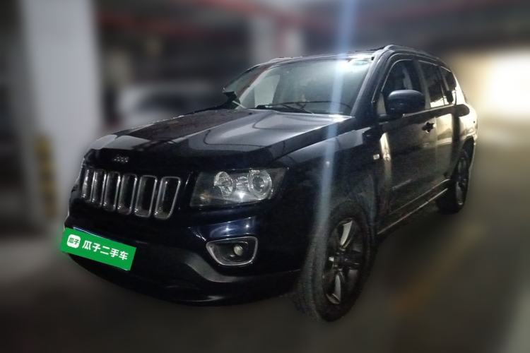 Jeep Compass 2014 Revised Version 2.4L Four-Wheel Drive Comfort Edition de segunda mano Guazi used car, China used car export, Used car for sale, Used cars, Cheapest cars for sale