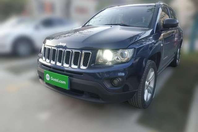 Used Jeep Compass 2014 2.0L two-wheel drive sport version