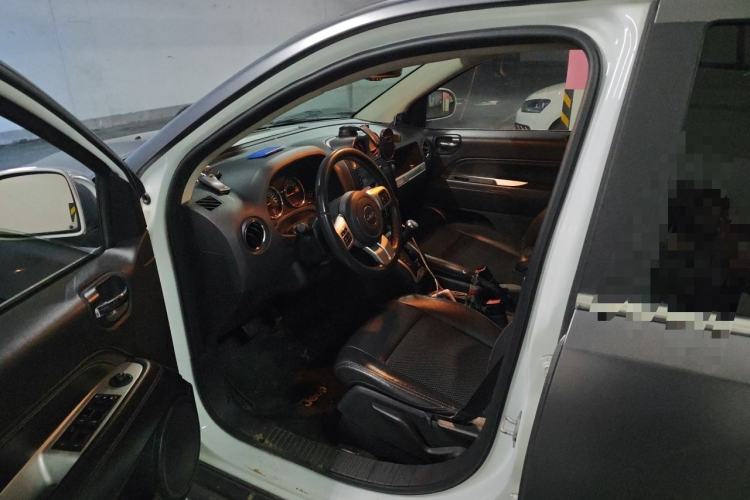 Used Jeep Compass 2014 Revised Version 2.4L Four-Wheel Drive Comfort Edition Driver Seat