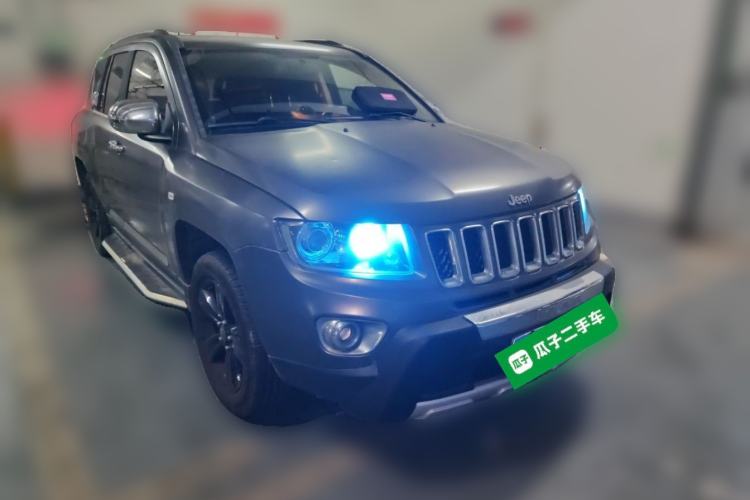Used Jeep Compass 2014 Revised Version 2.4L Four-Wheel Drive Comfort Edition Front Right 45 Deg