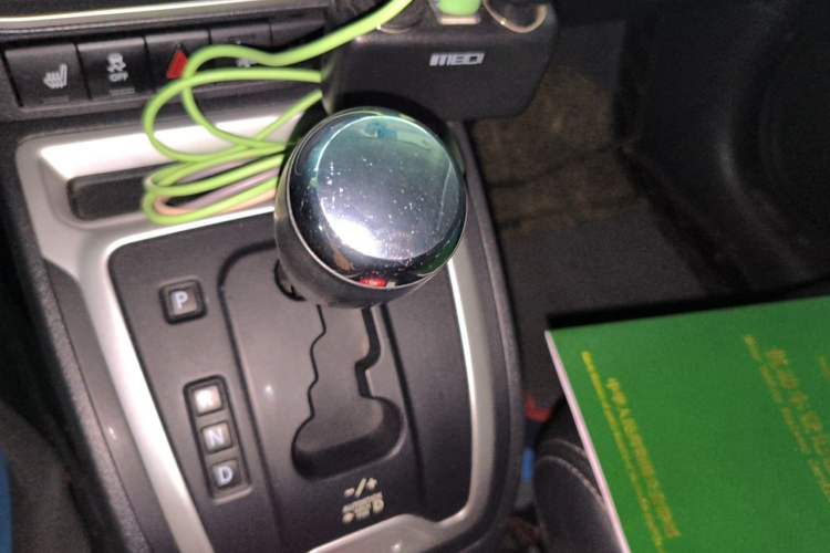 Used Jeep Compass 2014 2.0L two-wheel drive luxury version Gear Lever
