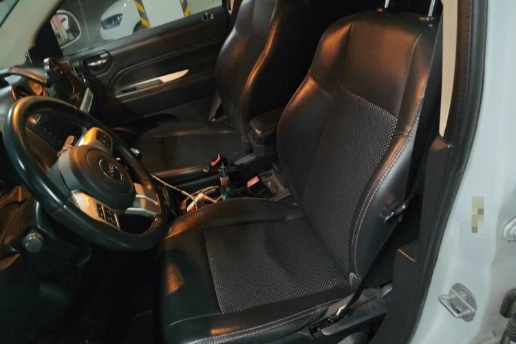 Used Jeep Compass 2014 Revised Version 2.4L Four-Wheel Drive Comfort Edition Left Front Seat