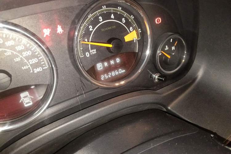 Used Jeep Compass 2014 Revised Version 2.4L Four-Wheel Drive Comfort Edition Odometer Close Up