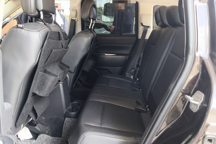 Used Jeep Compass 2014 2.0L two-wheel drive luxury version Left Rear Seat