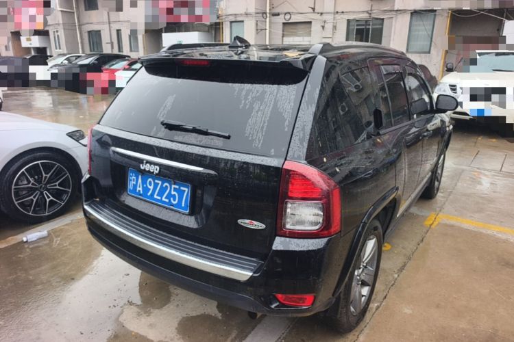 Used Jeep Compass 2014 2.4L four-wheel drive sport version Rear Right 45 Deg