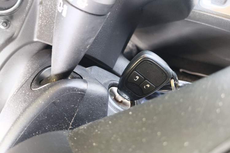 Used Jeep Compass 2014 2.0L two-wheel drive luxury version Vehicle Key