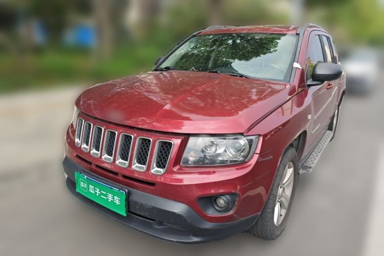 Jeep Compass 2014 Revised Version 2.0L Two-Wheel Drive Entry-Level Edition с пробегом Guazi used car, China used car export, Used car for sale, Used cars, Cheapest cars for sale