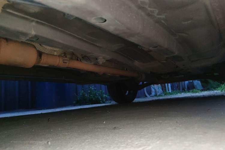 Used Jeep Compass 2014 2.4L four-wheel drive sport version Chassis Front Left