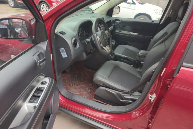 Used Jeep Compass 2014 Revised Version 2.4L Four-Wheel Drive Comfort Edition Driver Seat
