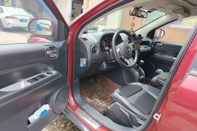 Used Jeep Compass 2014 Revised Version 2.4L Four-Wheel Drive Comfort Edition Driver Seat