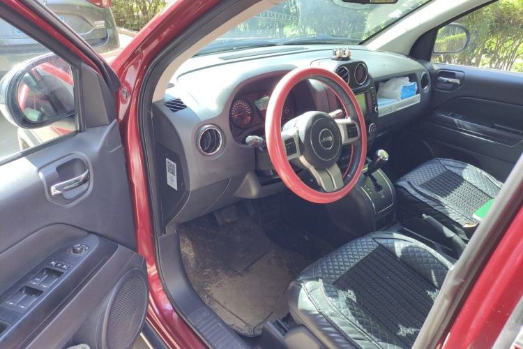 Used Jeep Compass 2014 Revised Version 2.0L Two-Wheel Drive Entry-Level Edition Driver Seat