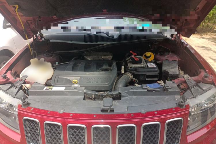Used Jeep Compass  Engine Bay