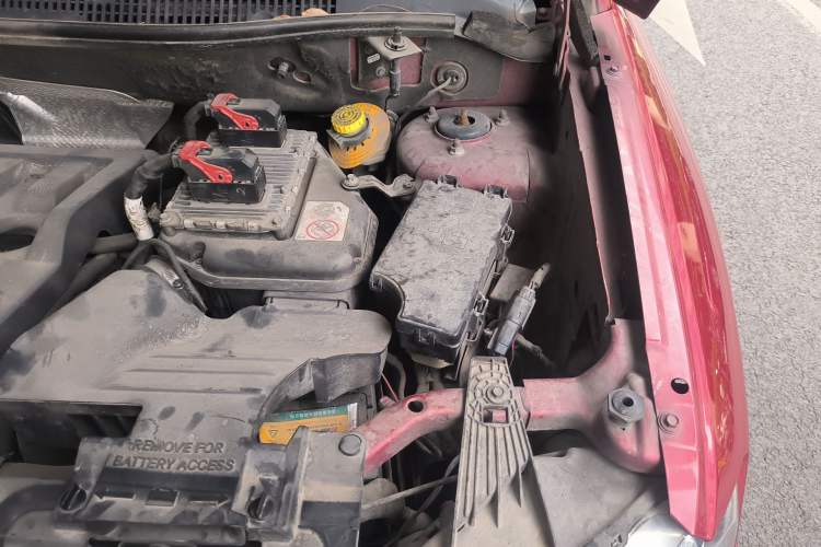 Used Jeep Compass 2014 Revised Version 2.0L Two-Wheel Drive Entry-Level Edition Engine Bay Left