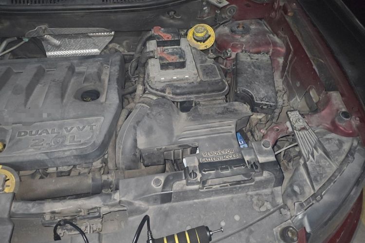 Used Jeep Compass 2014 2.0L two-wheel drive sport version Engine Bay Left